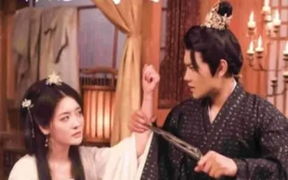 《罪妃难在逃》：虐恋升级！看落难王妃如何逆袭，智斗后宫，逃脱宿命？